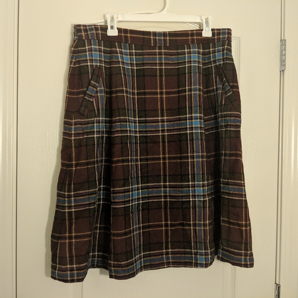 Land's End purple plaid wool skirt with pockets